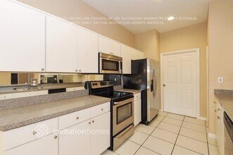 22447 Kingsley Ln in Land O Lakes, FL - Foto de edificio - Building Photo