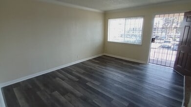 2503 Edison Ave in Sacramento, CA - Building Photo - Building Photo