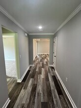 718 N John St in New Brockton, AL - Foto de edificio - Building Photo