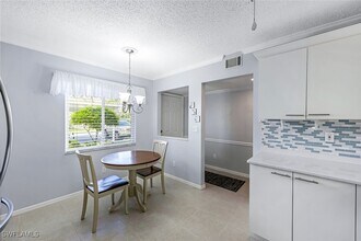 188 Furse Lakes Cir in Naples, FL - Foto de edificio - Building Photo