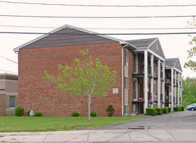 1065-1069 Delaware Rd Apartments