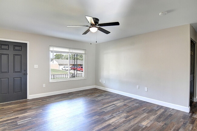 2306 Southlea Dr in Dayton, OH - Building Photo - Building Photo