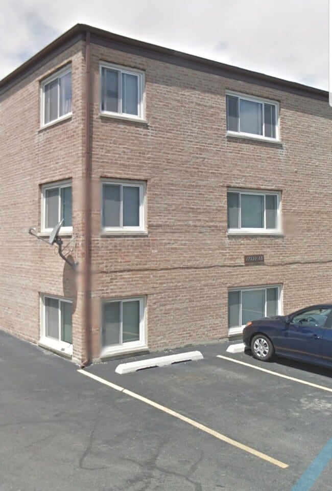 property at 17550 71st Ct