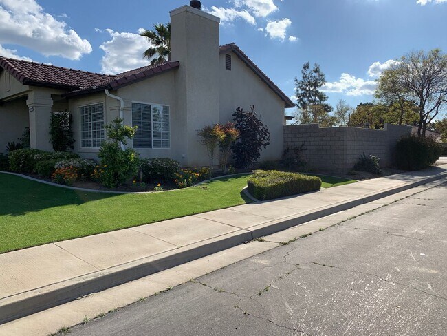 4519 Polo Jump Ct in Bakersfield, CA - Building Photo - Building Photo