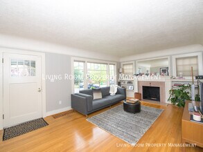 3023 NE 44th Ave in Portland, OR - Building Photo - Building Photo