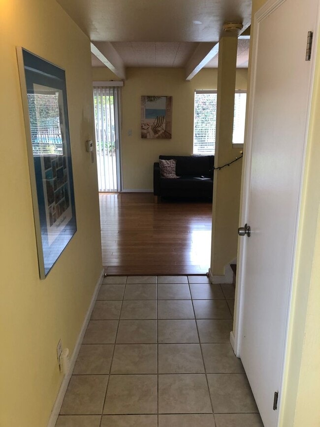 180 Dakota Ave in Santa Cruz, CA - Building Photo - Building Photo