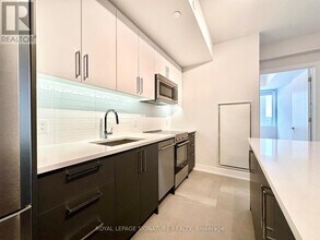 664 Spadina Ave. in Toronto, ON - Building Photo - Building Photo