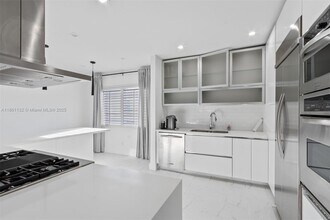 3909 Garden Ave in Miami, FL - Building Photo - Building Photo