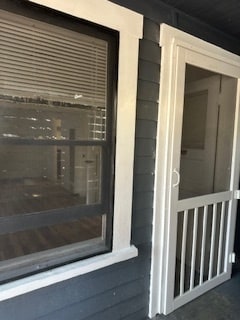 239 Newport Ave in Long Beach, CA - Foto de edificio - Building Photo