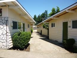 Rose Manor Apartments in Gresham, OR - Building Photo - Building Photo