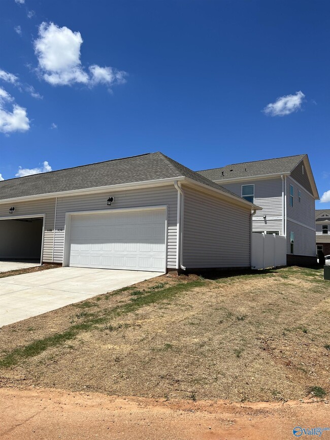 407 Falls Pointe in Madison, AL - Building Photo - Building Photo