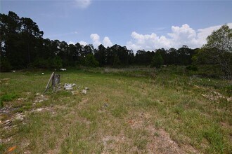 40404 Holly Branch Rd in Eustis, FL - Building Photo - Building Photo