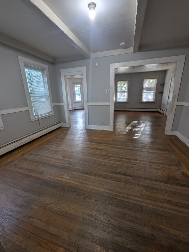 157 Howard Ave, Unit 101