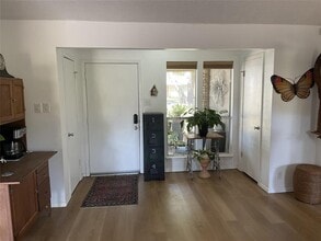 9206 Robins Nest Ln in Austin, TX - Building Photo - Building Photo