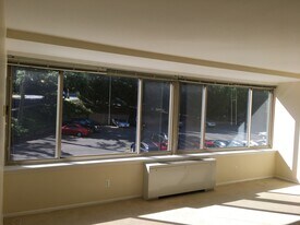 1210 N Taft St, Unit # 309 in Arlington, VA - Building Photo