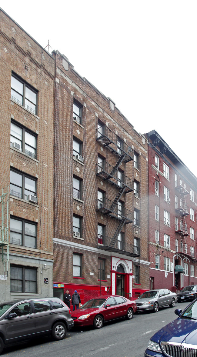 2318 Loring Pl N in Bronx, NY - Foto de edificio - Building Photo
