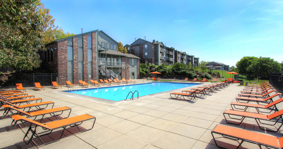 LionsHead Apartments in Omaha, NE - Building Photo