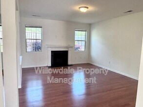 500 Stapleford Ln in Fuquay Varina, NC - Building Photo - Building Photo