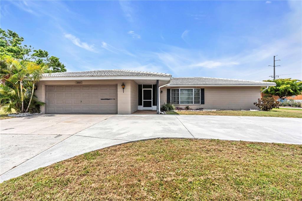 2006 S Beneva Rd in Sarasota, FL - Building Photo