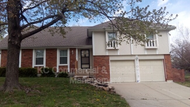 property at 10013 N Harrison Dr