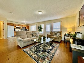 260 Overbrook Ct in Monroe, OH - Building Photo