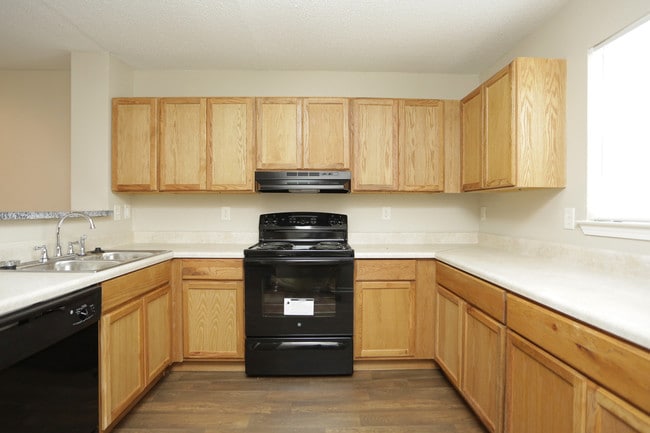 Magnolia Park Apartments in Atlanta, GA - Foto de edificio - Interior Photo