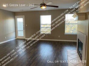 405 Green Leaf in Horseshoe Bay, TX - Building Photo - Building Photo