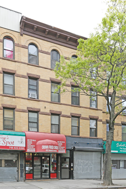 433 Dekalb Ave in Brooklyn, NY - Foto de edificio