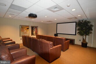 880 N Pollard St in Arlington, VA - Building Photo - Building Photo