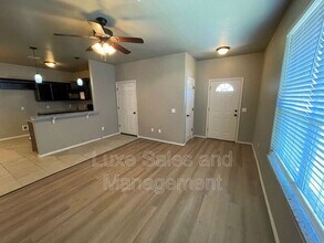 1317 Garden Gate Dr in Yukon, OK - Building Photo - Building Photo
