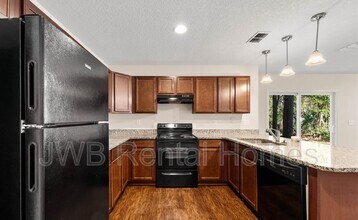 525 Meteor St in Jacksonville, FL - Building Photo - Building Photo