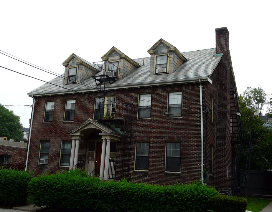 60 Ellery St in Cambridge, MA - Foto de edificio