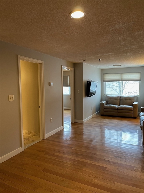 8 Prospect Ave, Unit #204