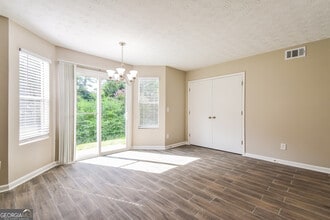 2826 Knollberry Ln in Decatur, GA - Building Photo - Building Photo