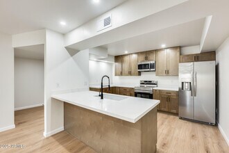 1429 N Dorsey Ln in Tempe, AZ - Building Photo - Building Photo