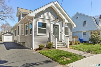 62 Glenwood Ave in Stratford, CT - Building Photo - Building Photo