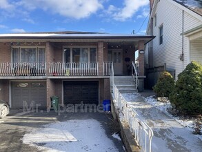 30 William St in Hamilton, ON - Building Photo - Building Photo