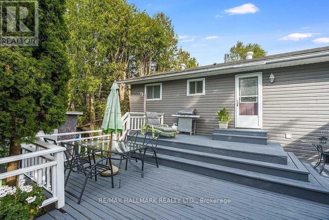 1015 Lebanon Dr in Innisfil, ON - Building Photo - Building Photo