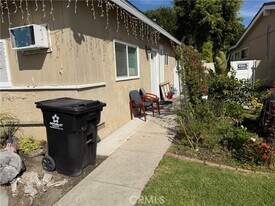620 N Janss Way in Anaheim, CA - Building Photo