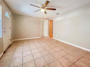 2137 Roselawn St in Sarasota, FL - Building Photo - Building Photo