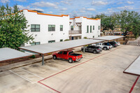 Casa Blanca Lofts in San Antonio, TX - Building Photo - Building Photo