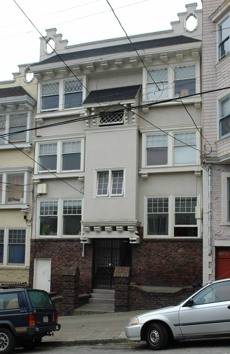 1045 Page St in San Francisco, CA - Building Photo