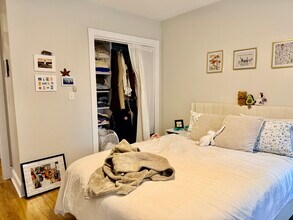 829-833-833 Beacon St in Boston, MA - Foto de edificio - Building Photo