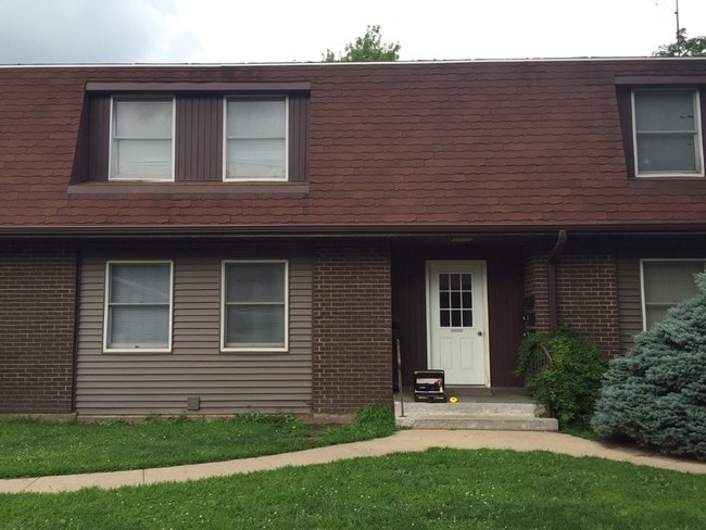 109 E 2nd St, Unit 9