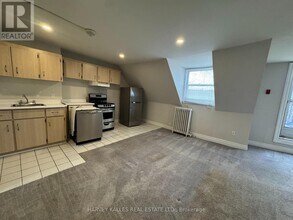 676 Huron St in Toronto, ON - Building Photo - Building Photo