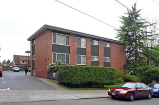 Mercer Crest Apartments