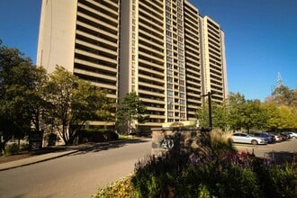 470 Sentinel Rd in Toronto, ON - Building Photo - Building Photo