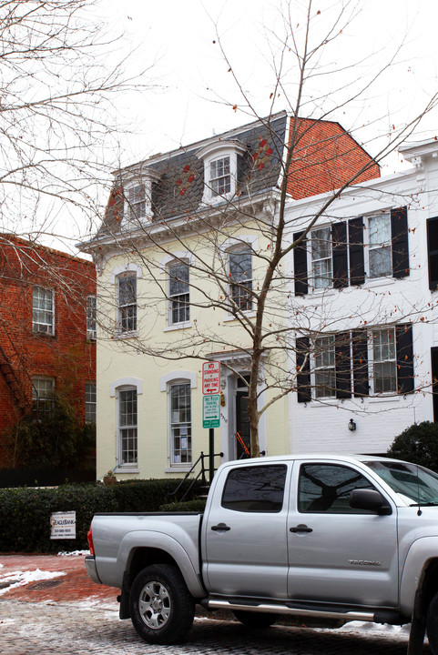 3310-3316 P St NW in Washington, DC - Building Photo