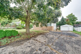 706 Michigan St in Wheaton, IL - Building Photo - Building Photo