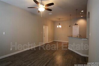 1163 Creekside Orchard in New Braunfels, TX - Building Photo - Building Photo